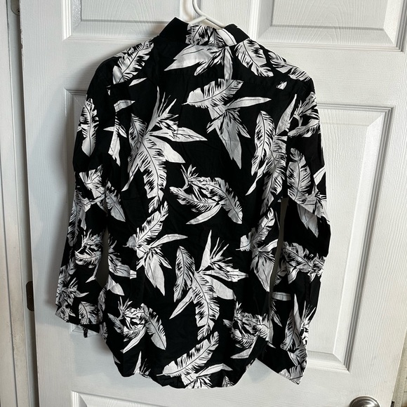 Express Men’s Long Sleeve Button Down Shirt - Picture 3 of 3